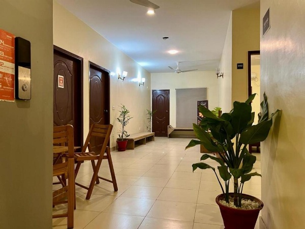 Hotel Rooms DHA image 14