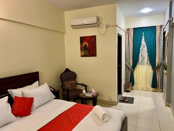 Hotel Rooms DHA image 8